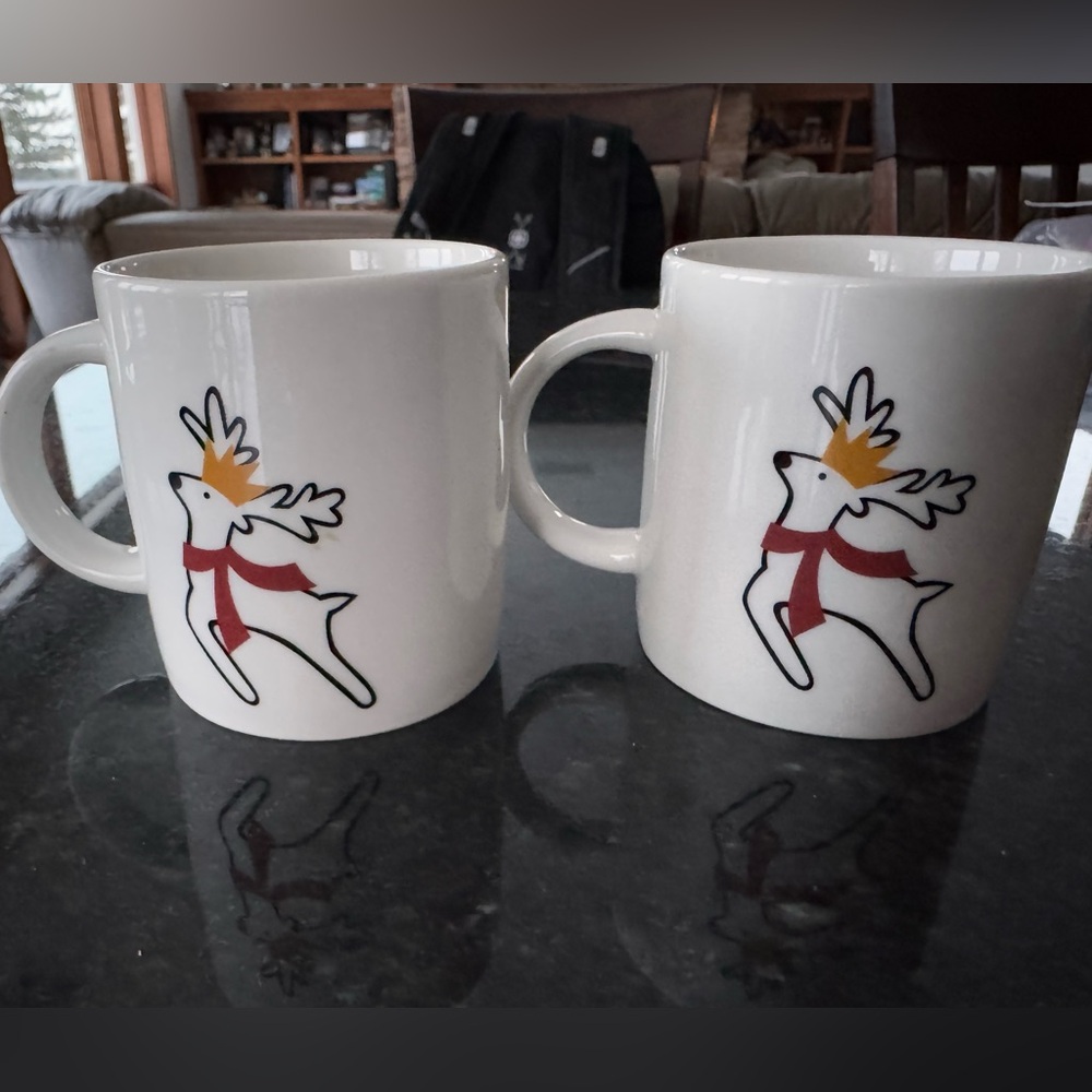 New Crate & Barrel 6-oz. Arctic Friend Reindeer Mini Christmas Mugs
